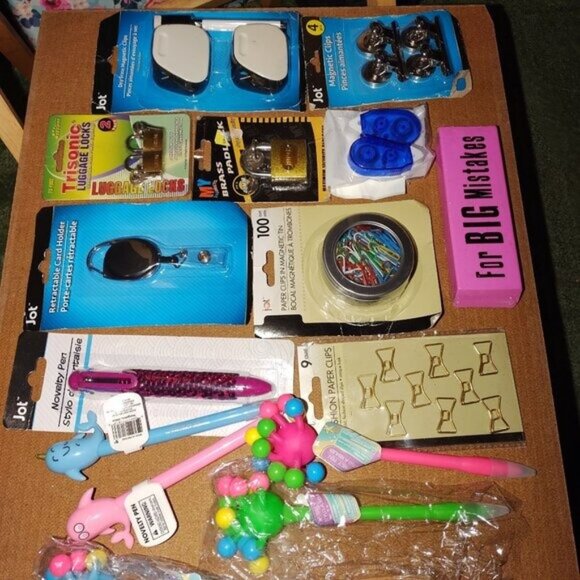 Office/Travel Supplies Mixed Lot W/Novelty Pens Clips Locks & Eraser Magnets-NEW - Picture 4 of 4